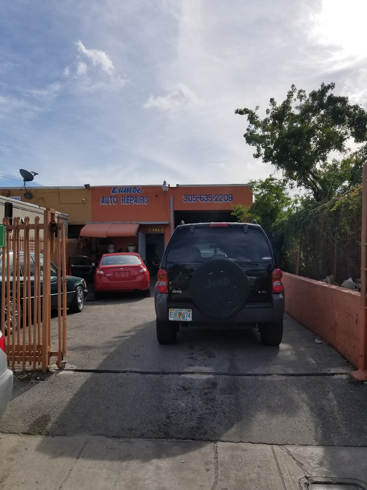 Lumbi Auto Repair Shop